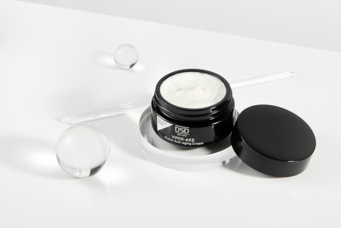 V001 Global Anti-Aging Cream